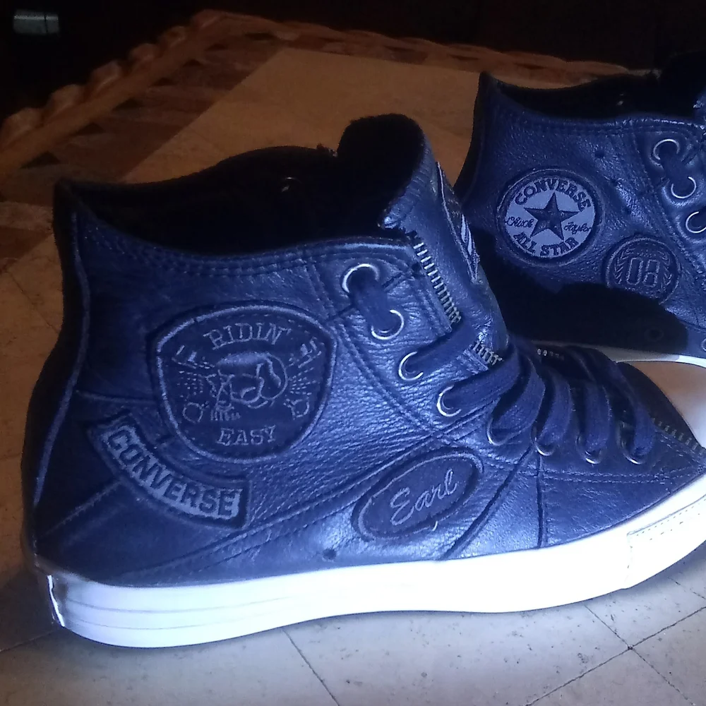 (Rare)Chuck Taylor Leather 7-M 9-W - Picture 5 of 12